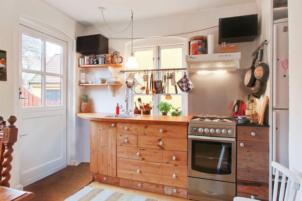 Small space kitchen decoration