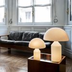 Oluce_Atollo-Tischleuchte-Glas-weiss_2000x2000-ID2002362-b429e33bbe294f3c3a29432c9640bc74