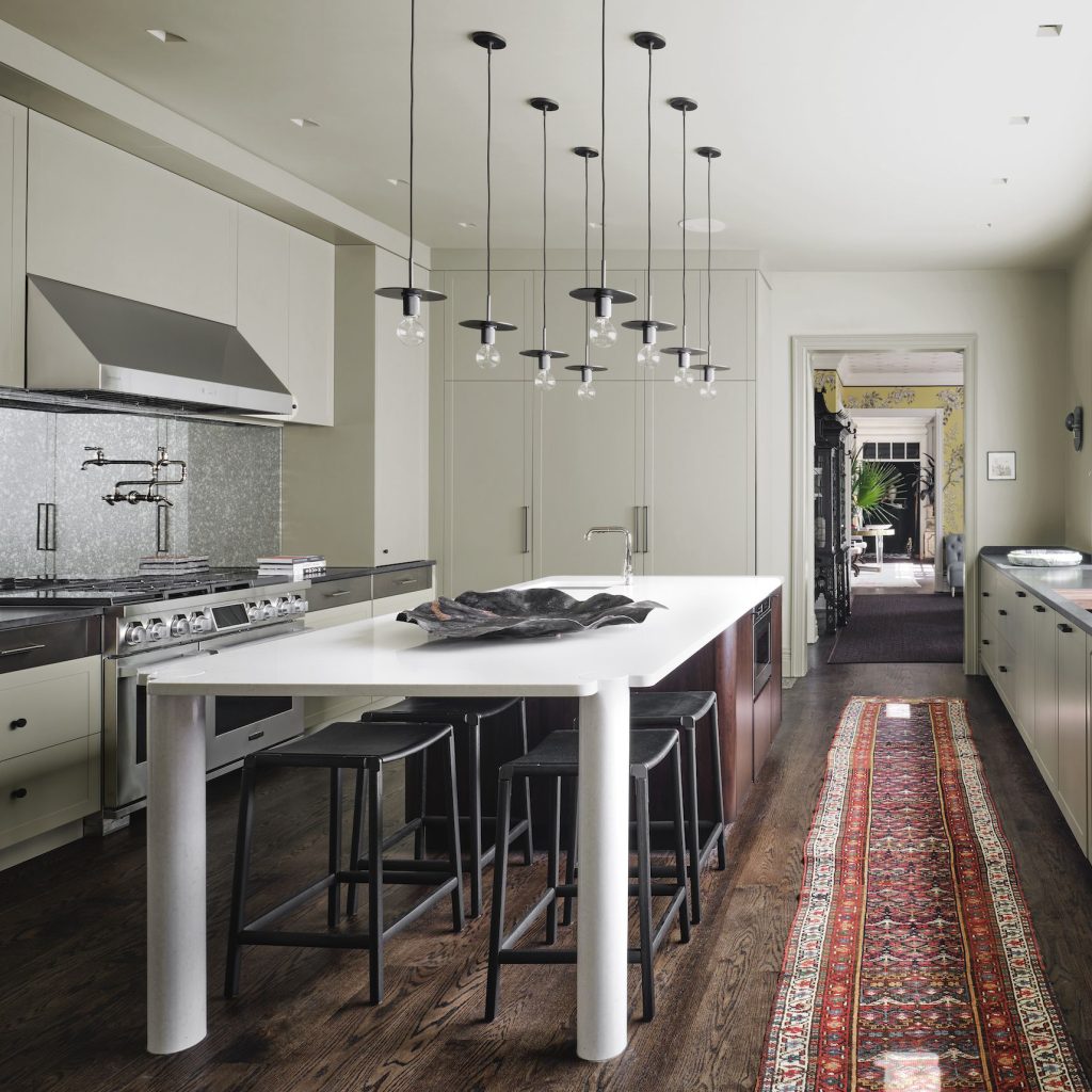 kips-bay-dallas-2021-kitchen-studio6f-1632327008