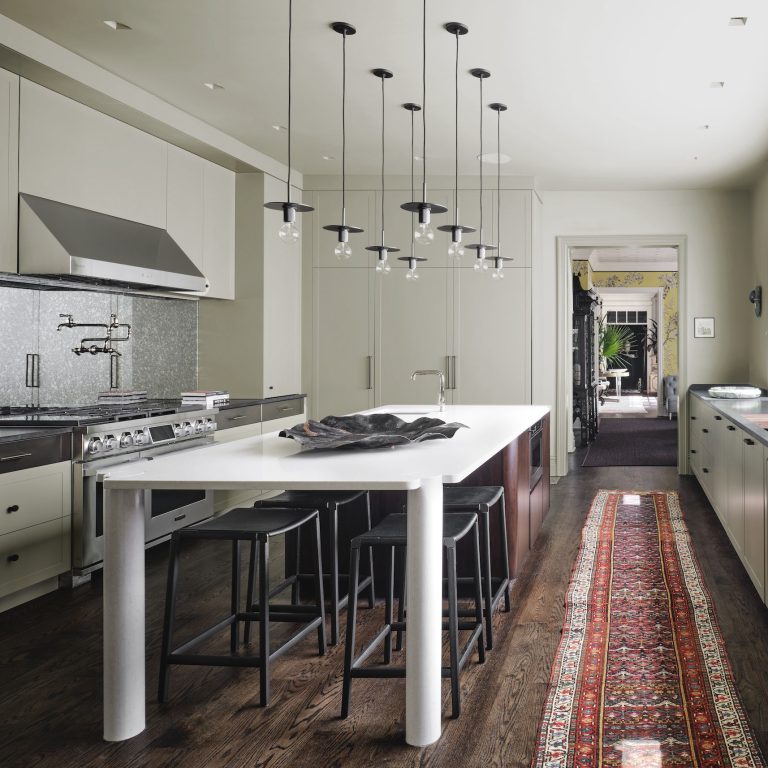 kips-bay-dallas-2021-kitchen-studio6f-1632327008