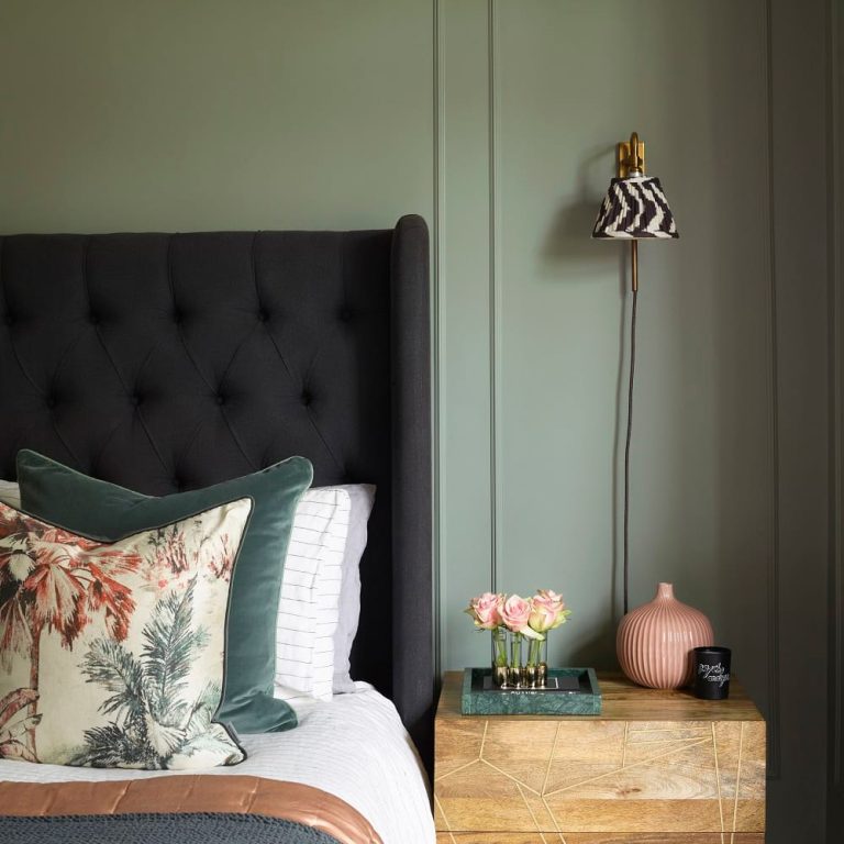 vickie_nickolls_tiree_wall_light
