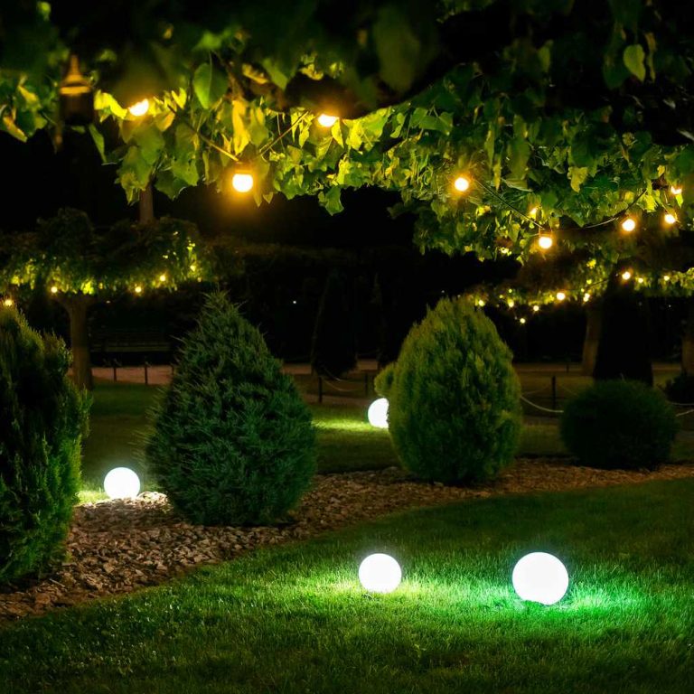 Globelightsonlawn-b20361ac99374668adeb3d6e8f7db979