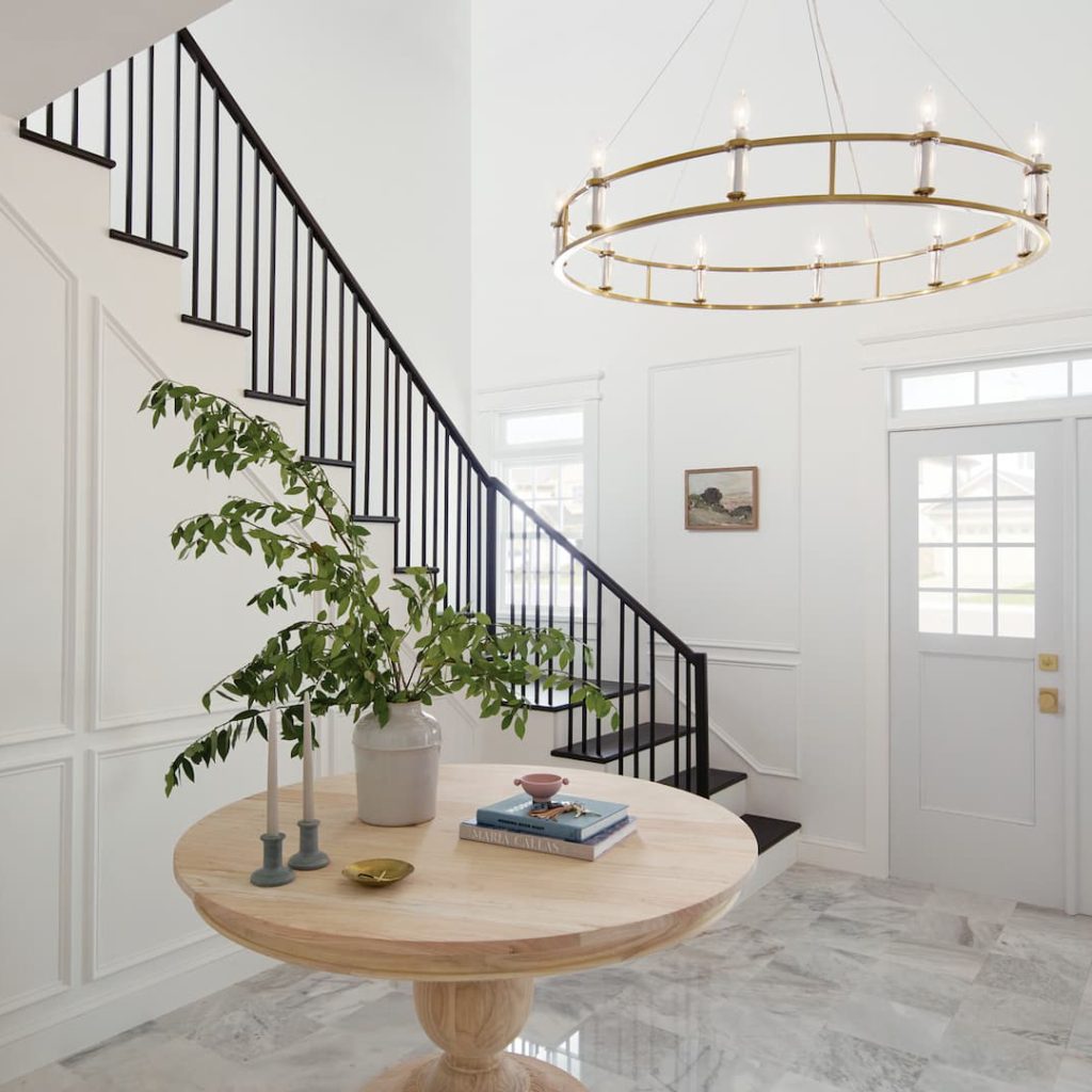 foyer-rosalind-52491bnb-overall-wide-day-alt-bulb2-1a-1920x1080