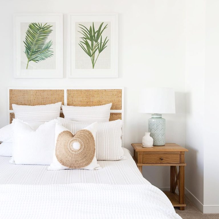 Coastal-bedroom-with-palm-art-_donna_guyler_design
