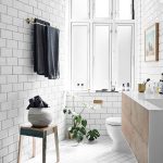 how-to-make-an-old-bathroom-look-new